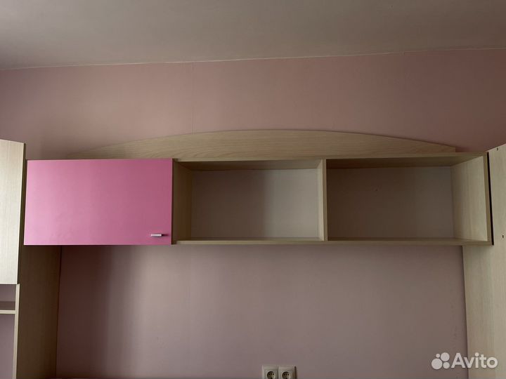 Детская стенка с диваном