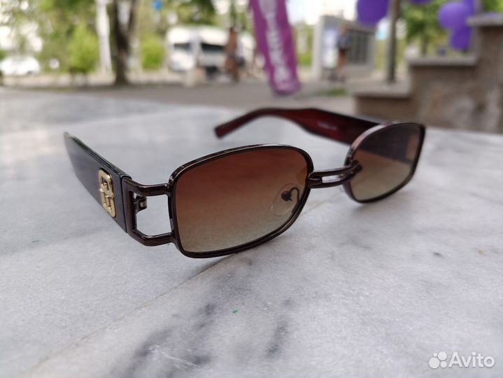 Солнцезащитные очки Gentle Monster