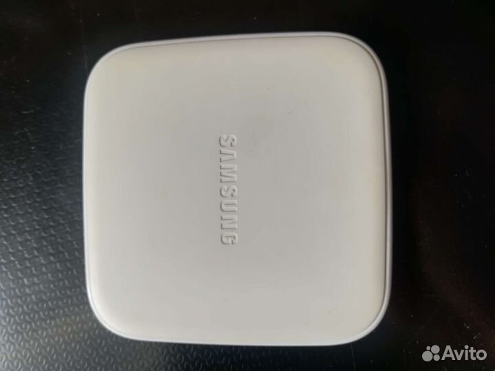 Зарядное устройство