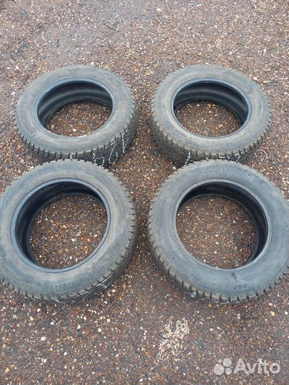 Bfgoodrich G-Force Stud 215/60 R16 99Q