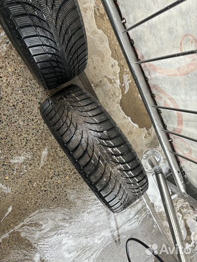 Резина липучка зимняя 215/50R17 Kumho