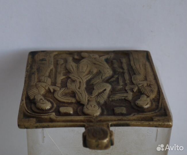 Меднолитая икона Спас на троне