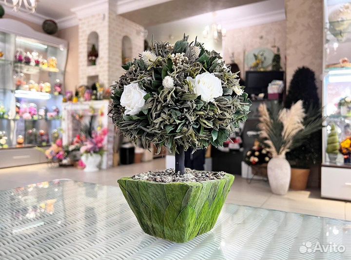 Топиари с белыми розами Стабилизированные цветы