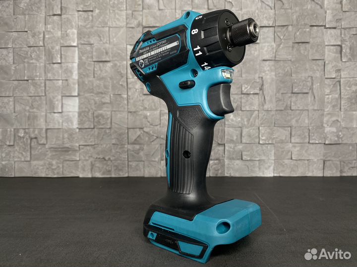 Аккумуляторный шуруповерт Makita DDF083Z