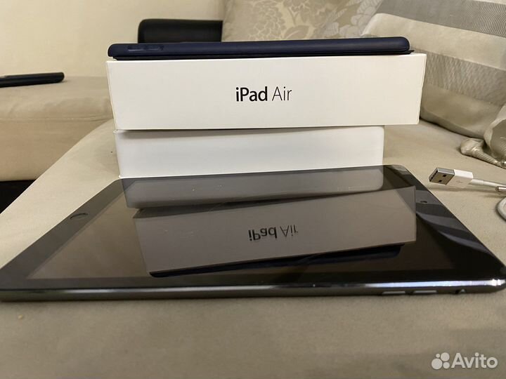 iPad Air me987ru/a 128гб