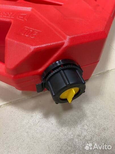 Плоская канистра tesseract 20 литров