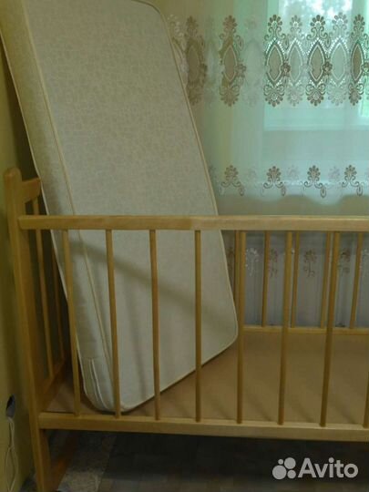 Детская кроватка