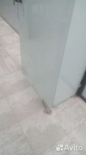 Стеклянные перегородки,двери изготовления и ремонт