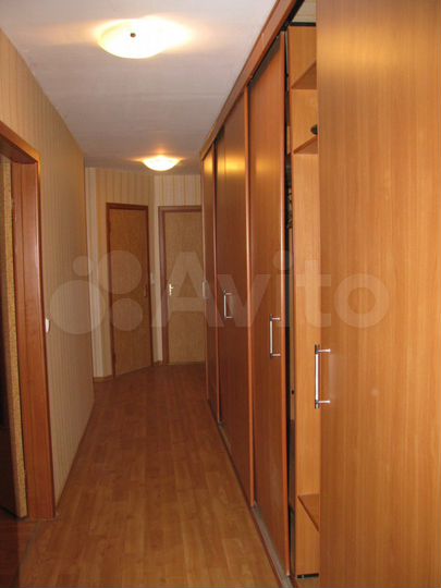 3-к. квартира, 82 м², 5/10 эт.