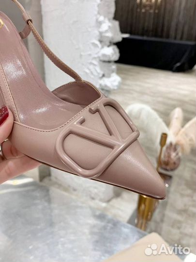 Женские туфли valentino