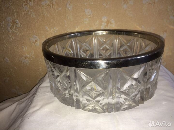 Хрусталь, конфетница, салатники, ваза, фужеры