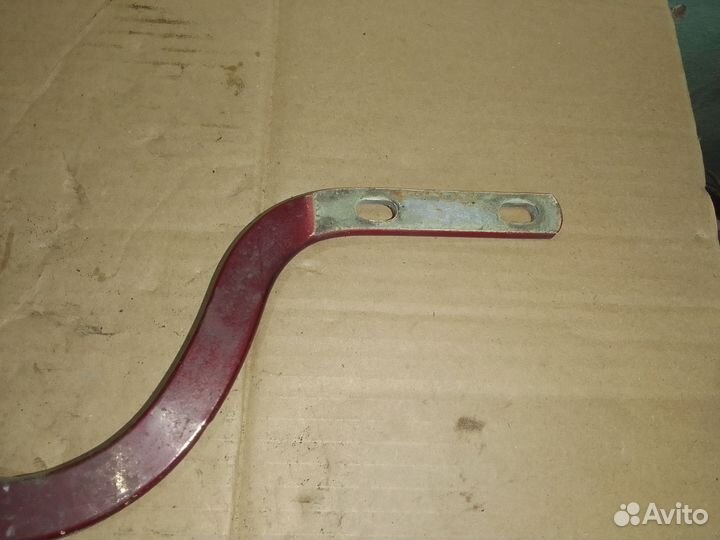 Петля капота левая Skoda Felicia