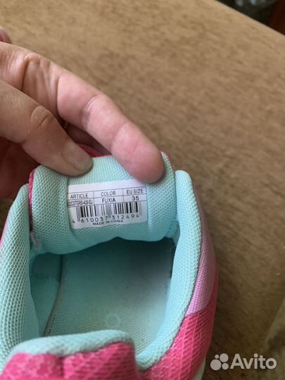 Кроссовки для девочек