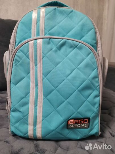 Рюкзак школьный (портфель)