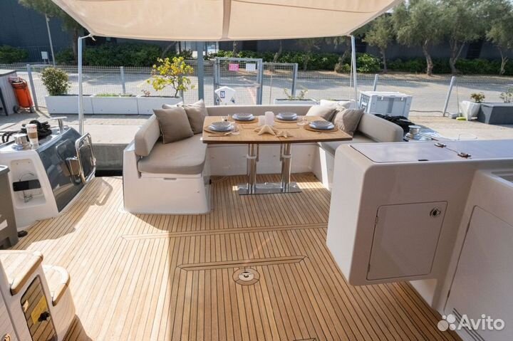 Azimut Magellano 53 (2015)