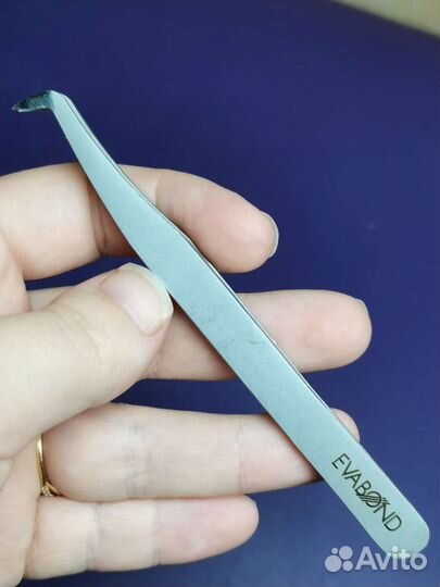 Пинцет для ресниц EvaBond