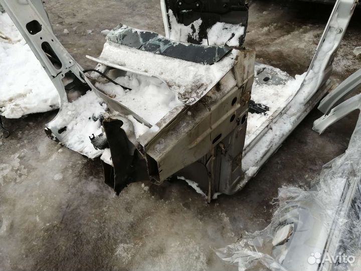 Рено дастер duster порог четверть левая