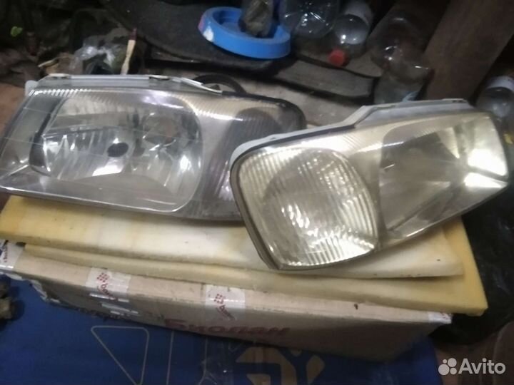 Пластик фары Hyundai accent