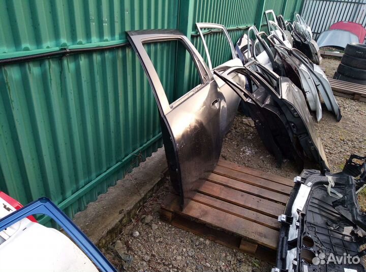 Renault duster рено дастер дверь задняя левая