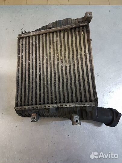 Интеркулер VW Touareg 7L 2.5TDI 7l0145803a