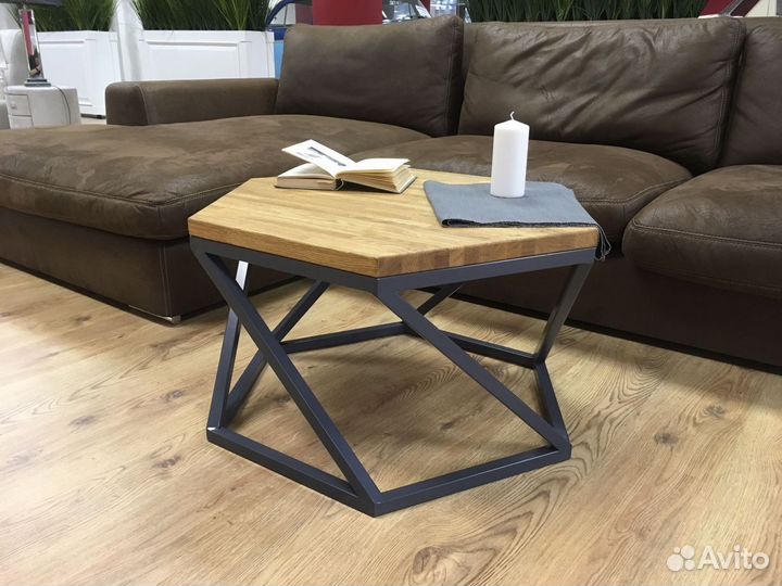 Стол обеденный