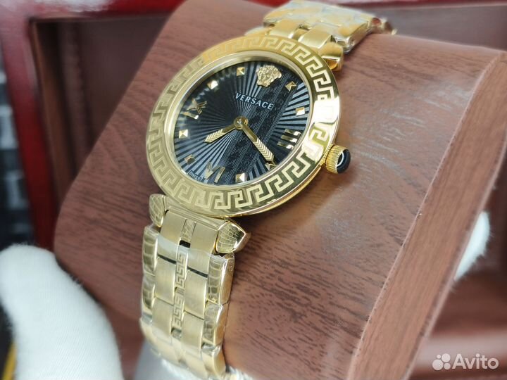 Часы женские Versace