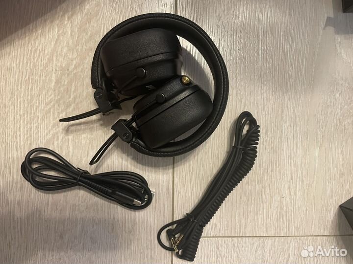 Беспроводные наушники marshall major 4