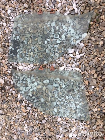 Nissan Juke 2012 F15 стекло двери переднее правое