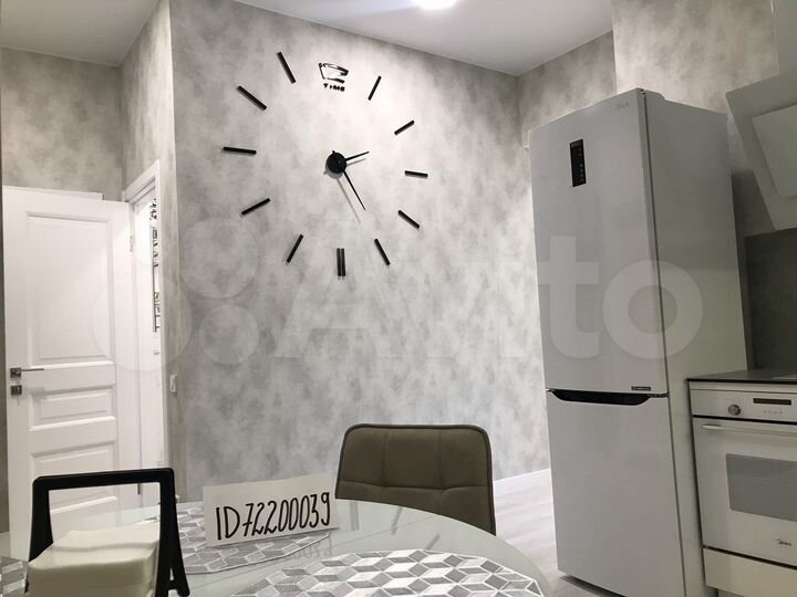 2-к. квартира, 63 м², 4/14 эт.