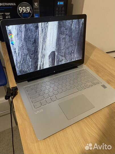 Sony vaio fit A