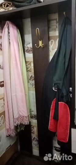 Стенка в прихожую бу