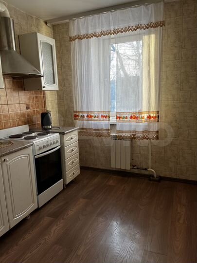 2-к. квартира, 53 м², 2/4 эт.