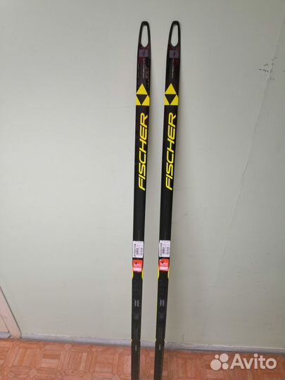 Лыжи беговые fisher