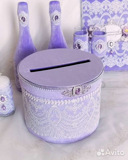 Бокалы и украшения на свадьбу