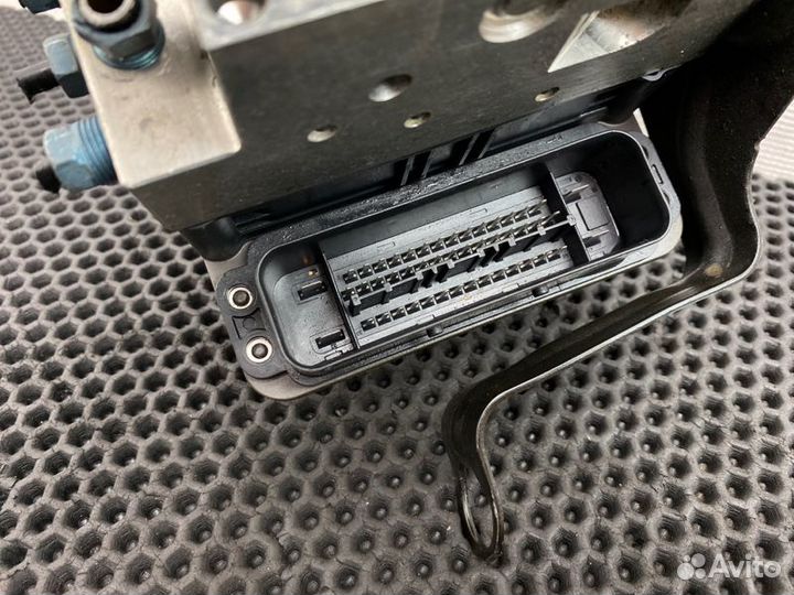 Блок ABS Bmw X6 E71 N63B44A 2010