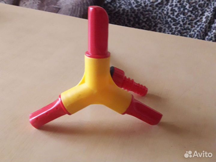 Разбрызгиватель для полива