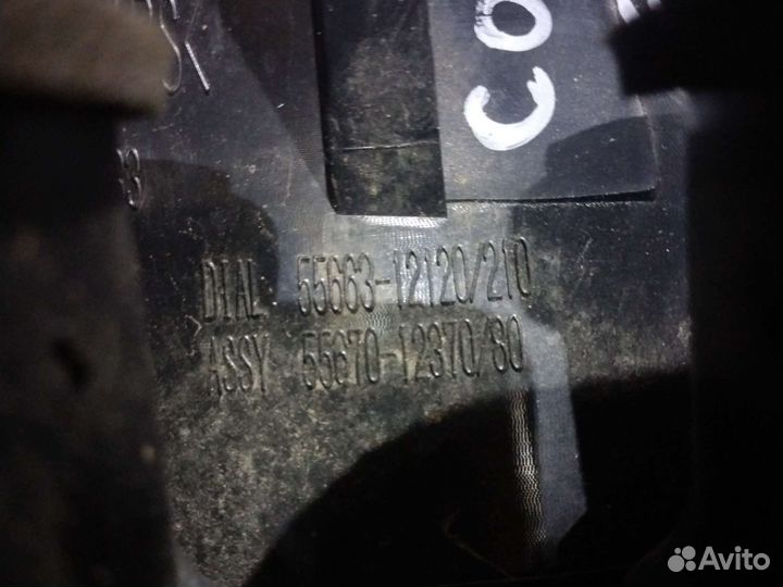 5566312120 Дефлектор возд. центр. toyota Corolla