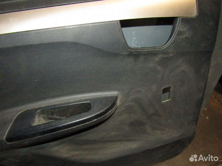 Обшивка двери задней левой V5 2013