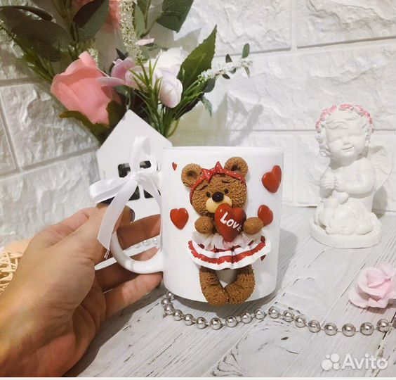 Кружка с декором из полимерной глины