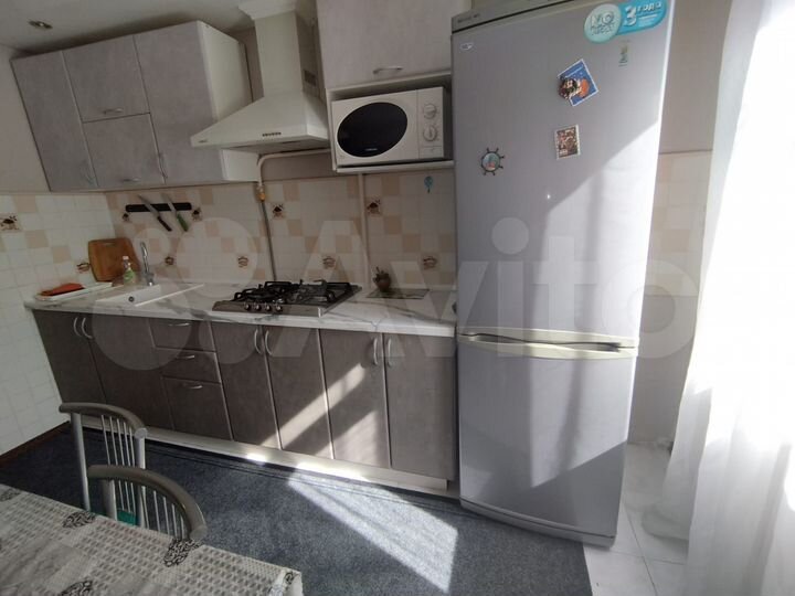 2-к. квартира, 65 м², 3/9 эт.