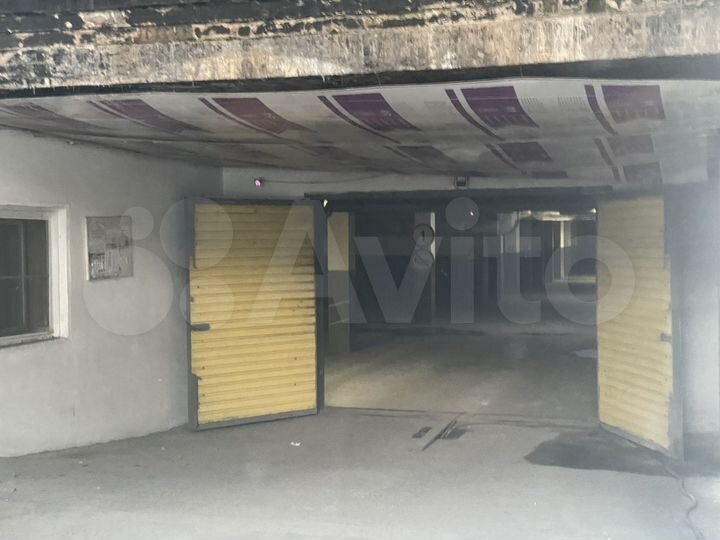 Машиноместо, 18 м²