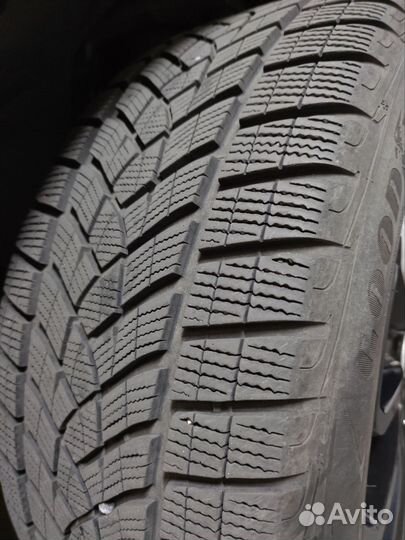 Зимняя резина r21 Goodyear UltraGrip