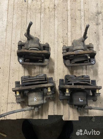 Суппорт тормозной Chery indis S18D комплект