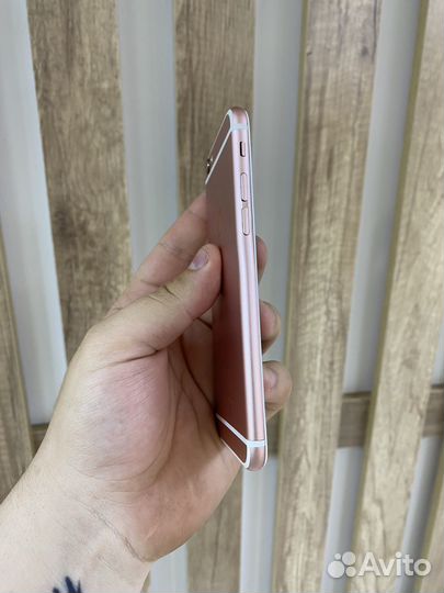 iPhone 6S, 64 ГБ