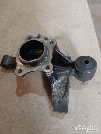 Кулак задней подвески toyota camry SXV20