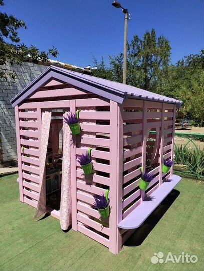 Детская песочница, домик деревянный