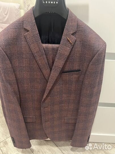 Стильный мужской костюм