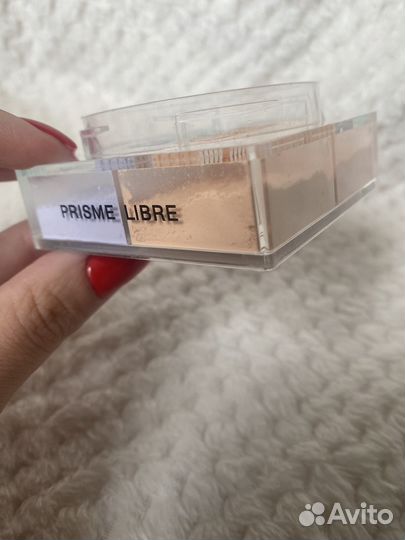 Givenchy пудра,рассыпчатая, убирает покраснение