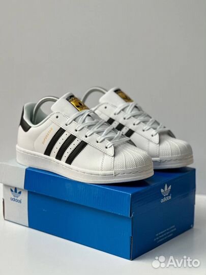 Кроссовки Adidas superstar