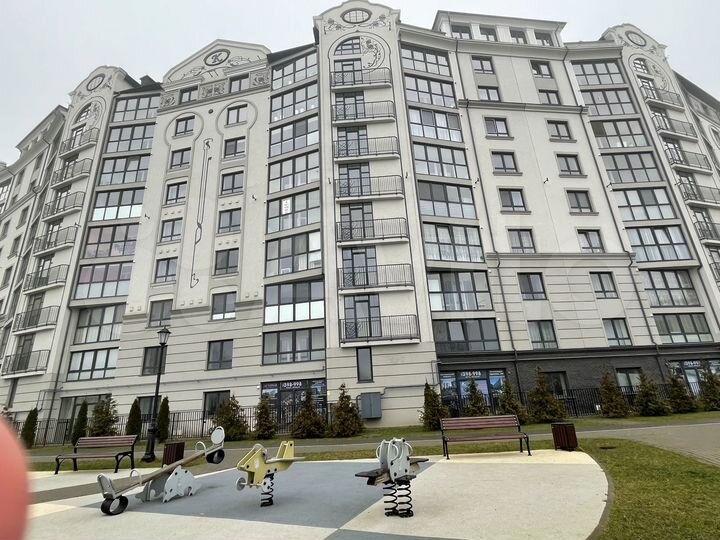 2-к. квартира, 66 м², 4/9 эт.